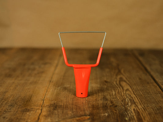 Trädgårdsrensjärn för ogräsrensning - handsmitt trädgårdsredskap från Mandelmanns