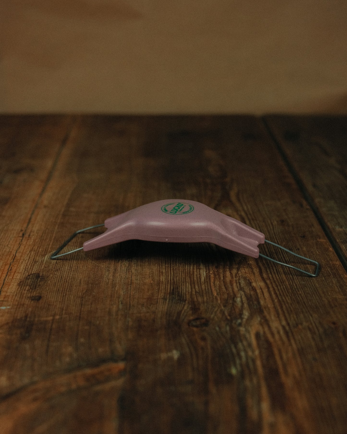 Trådrensare för trädgårdsarbete