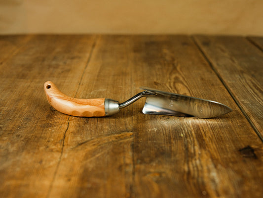 Planteringsspade för trädgårdsarbete